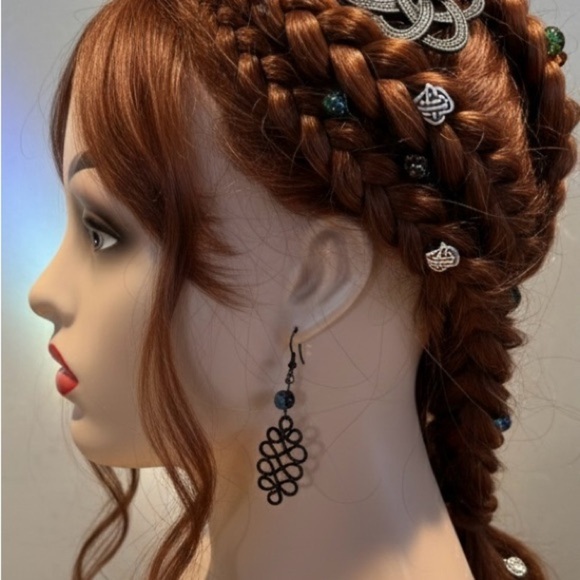 Unsigned Jewelry - Celtic Knot Antique Copper Wire Wrap Dangle Earrings with Agate Beads